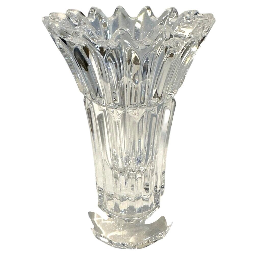 Mikasa Titan Mini Vase Slovania 4 1/2" Tall XY076/616 Excellent